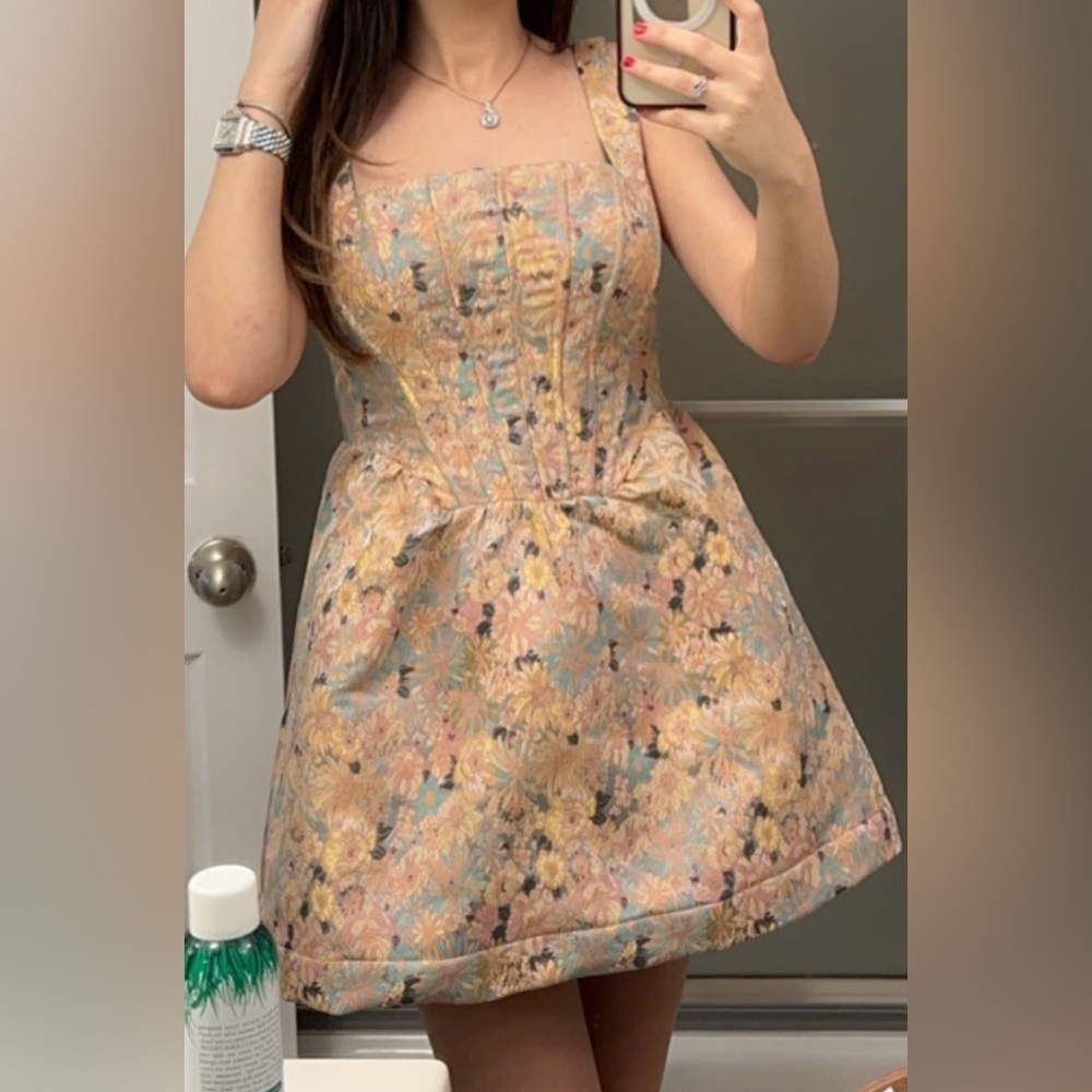 Mini dress